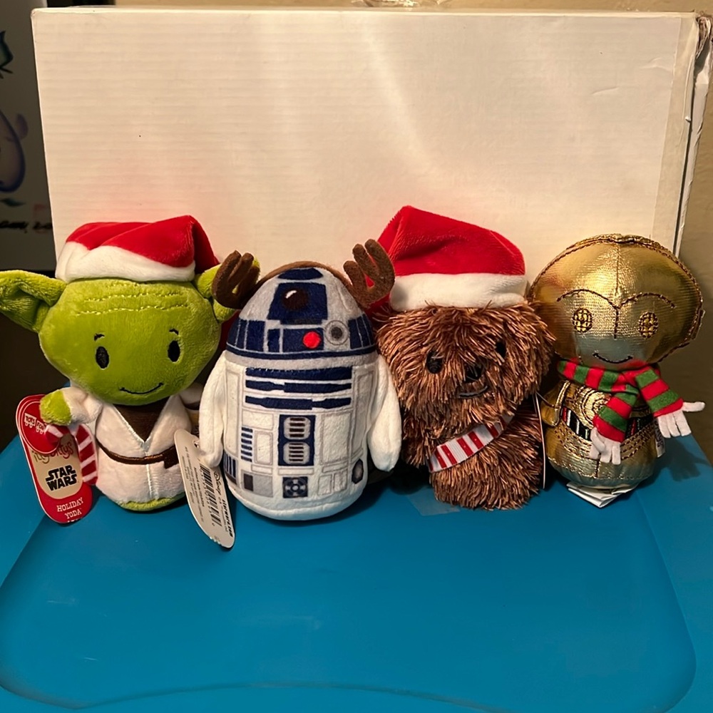4 Star Wars Hallmark Christmas itty bittys R2D2, C3PO, Yoda, Chewy